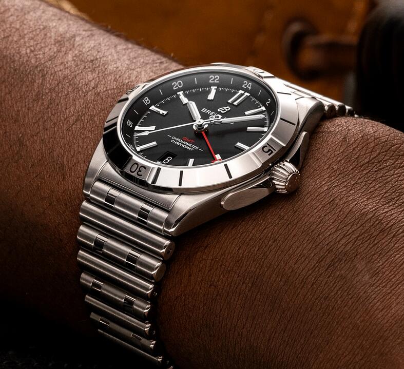 Breitling Hits The Road With Travel-Ready Luxury Breitling Chronomat Replica Watches Series Online
