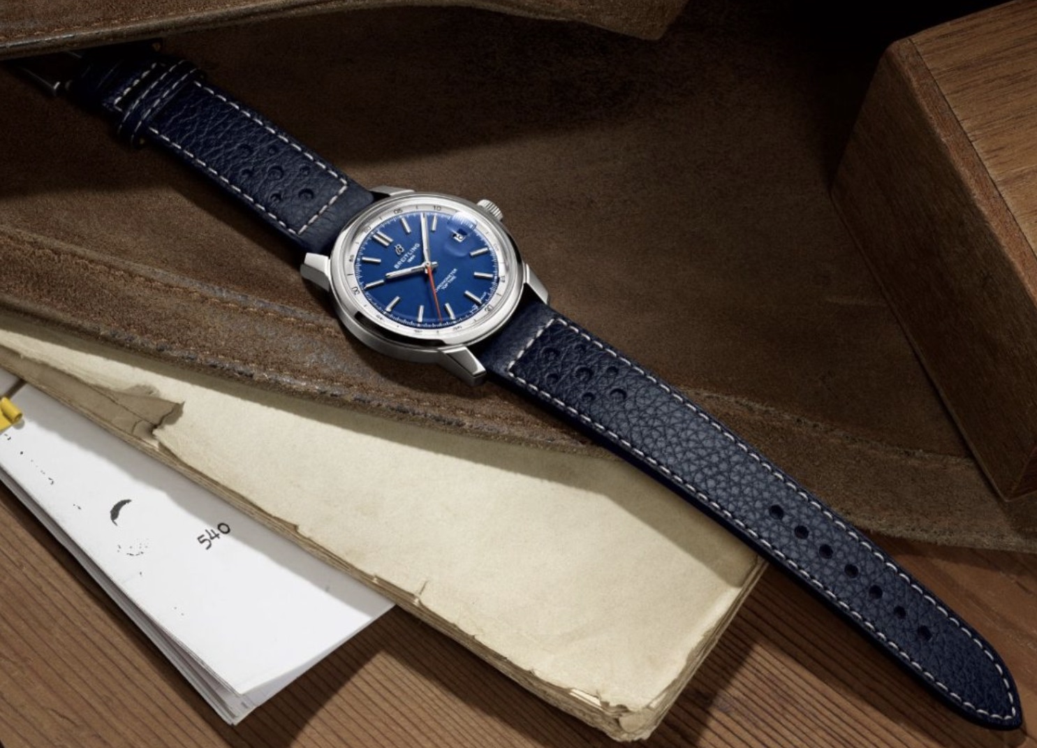LUXUS MAGAZINE: Cheap UK Breitling Fake Watches Wholesale Makes The Front Page Of The Print